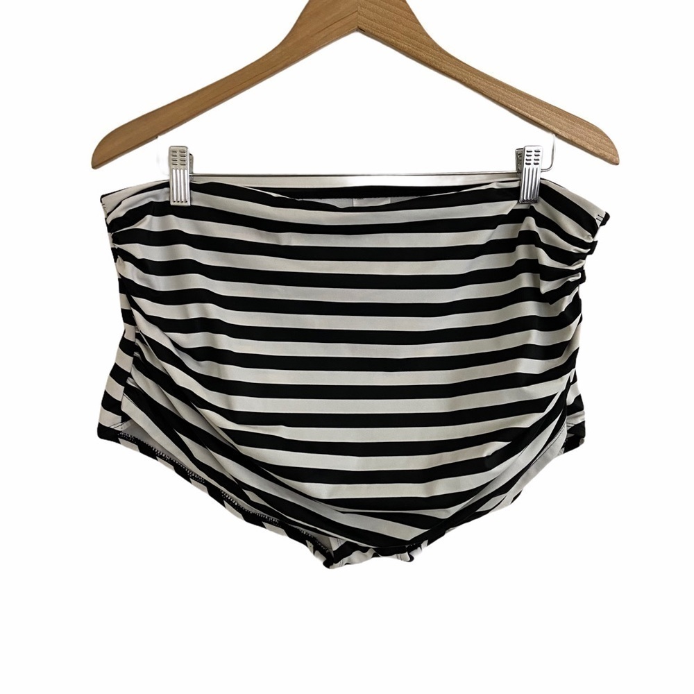 Suddenly Slim by Catalina Striped Skirted Bikini Swim XL